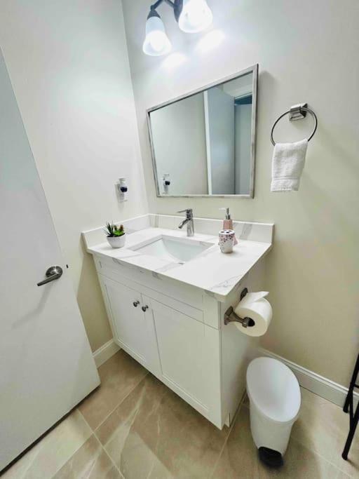 Villa Vintage Family Scape + Heated Pool&Discount Tampa Exterior foto