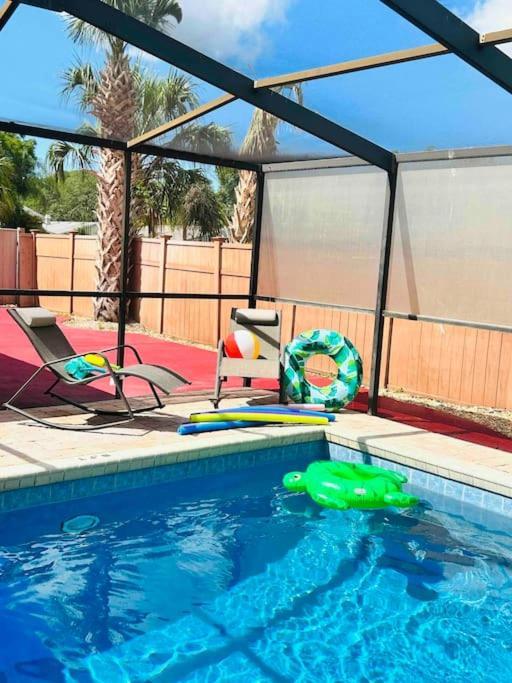 Villa Vintage Family Scape + Heated Pool&Discount Tampa Exterior foto
